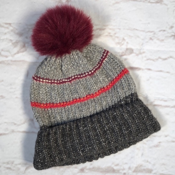 Gap Knit hat Pom Pom Style One size Gray burgundy with stretch - Picture 1 of 8